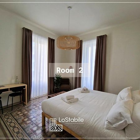 Lostabile Guesthouse & Coworking Bari Exteriör bild
