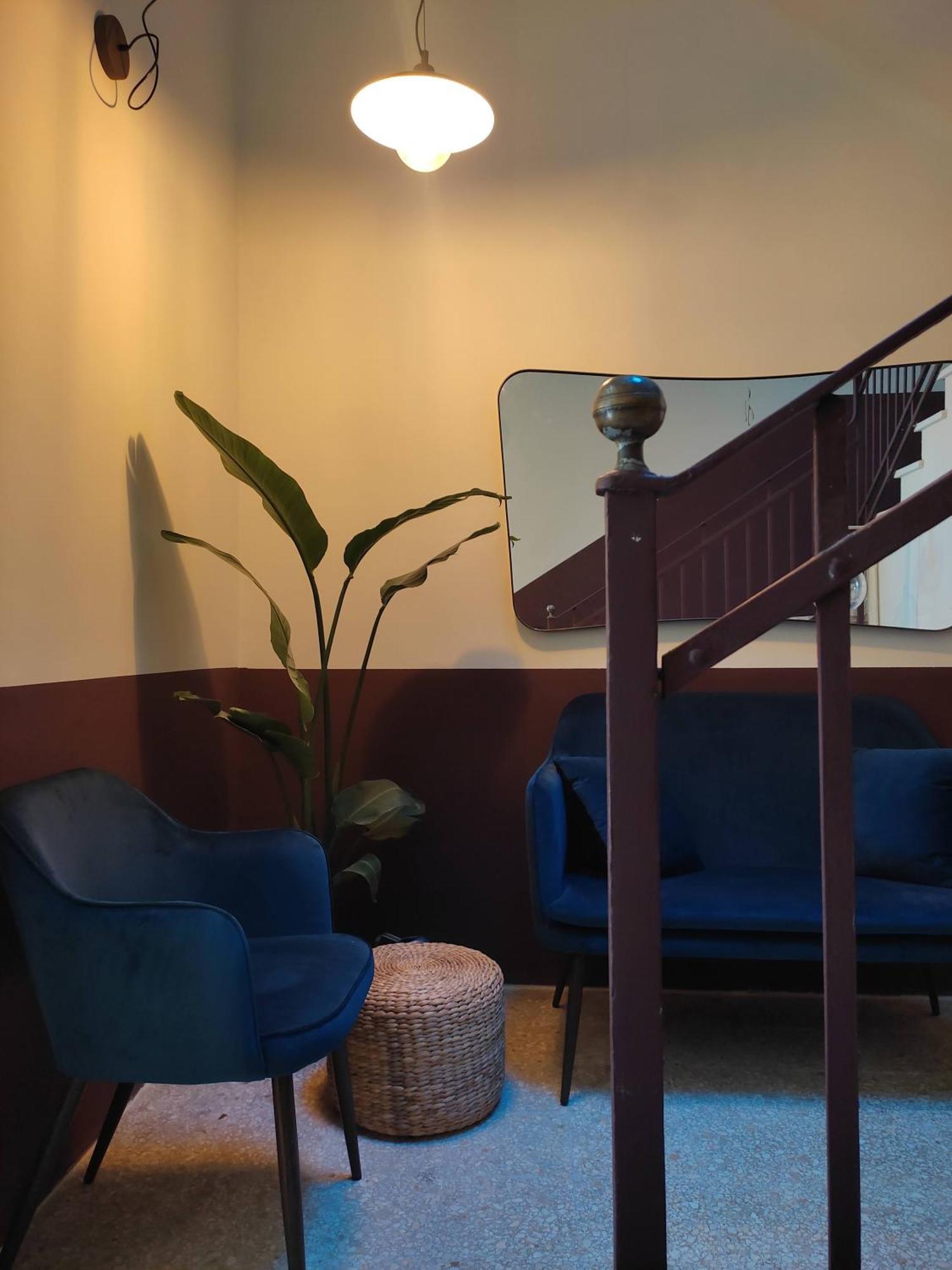 Lostabile Guesthouse & Coworking Bari Exteriör bild