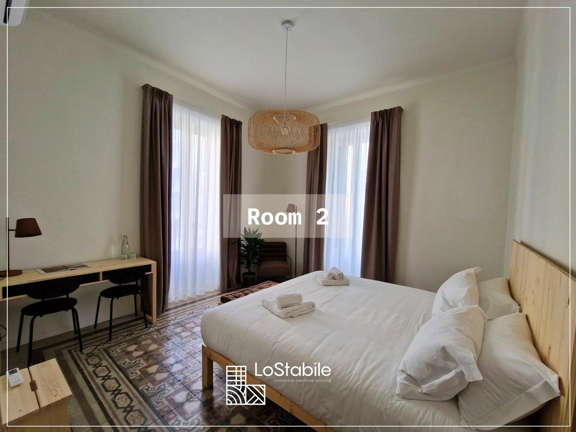Lostabile Guesthouse & Coworking Bari Exteriör bild